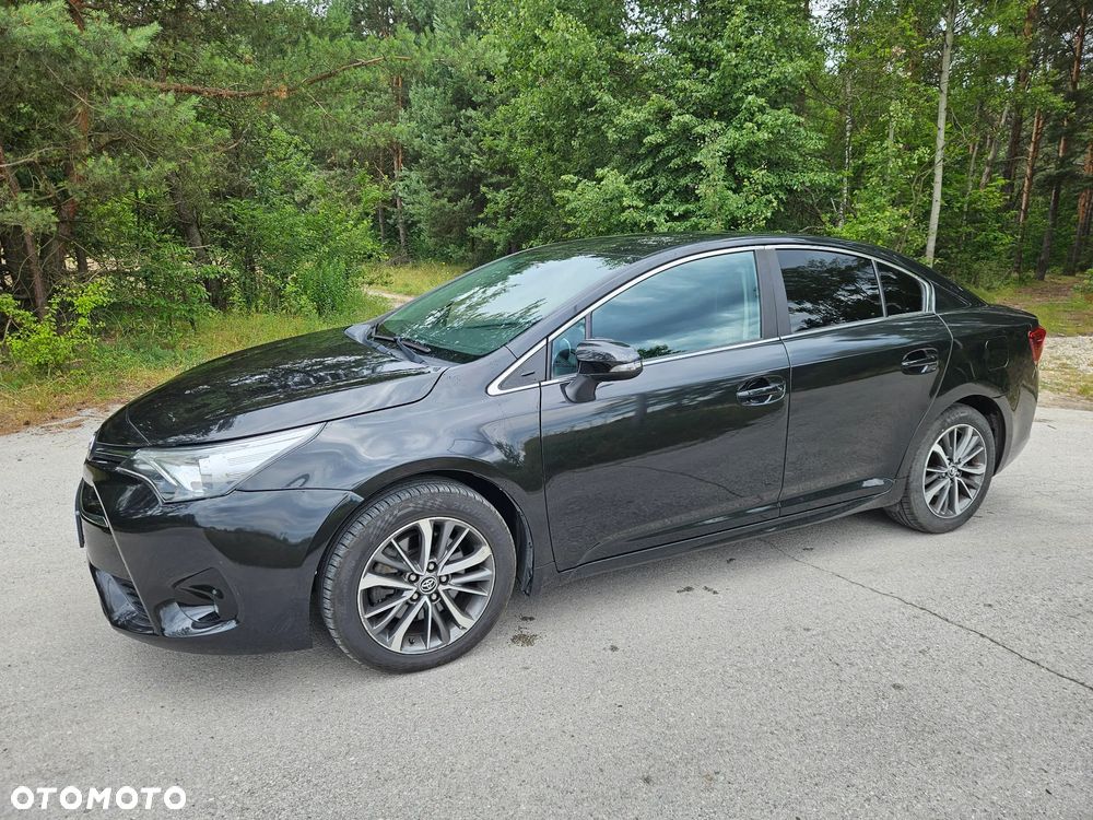 Toyota Avensis - 8