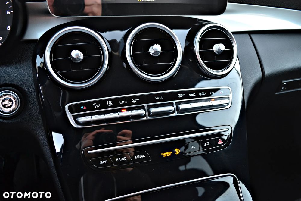 Mercedes-Benz Klasa C 220 d 9G-TRONIC Exclusive - 34