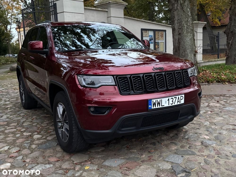 Jeep Grand Cherokee - 1
