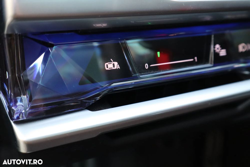 BMW M7 M760e xDrive - 31