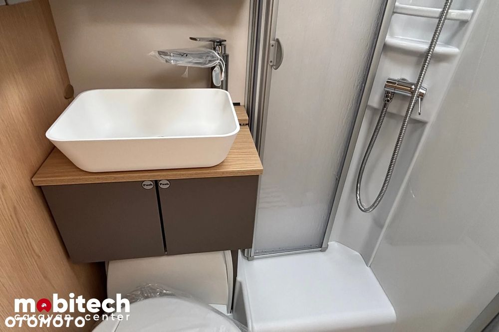 LMC TOURER H 664 G - 25