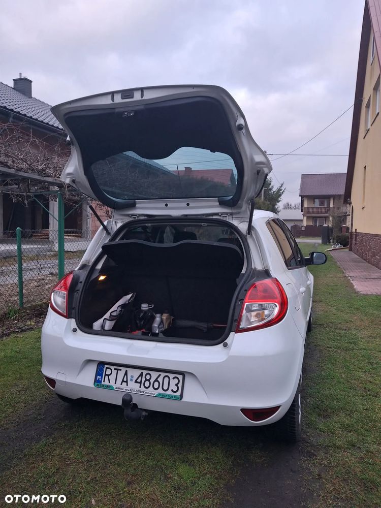 Renault Clio - 2
