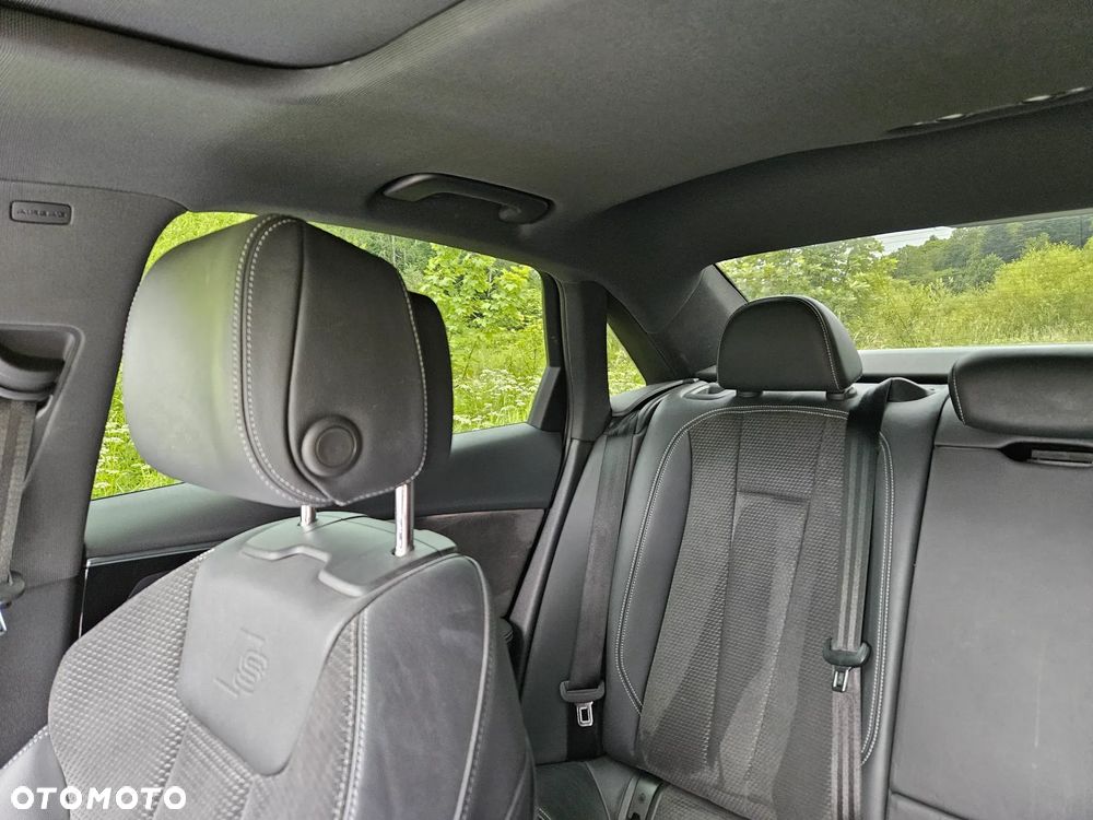 Audi A4 ver-2-0-tfsi-quattro-s-tronic-sport - 25