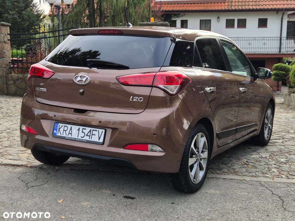 Hyundai i20 blue 1.2 Advantage+ - 18