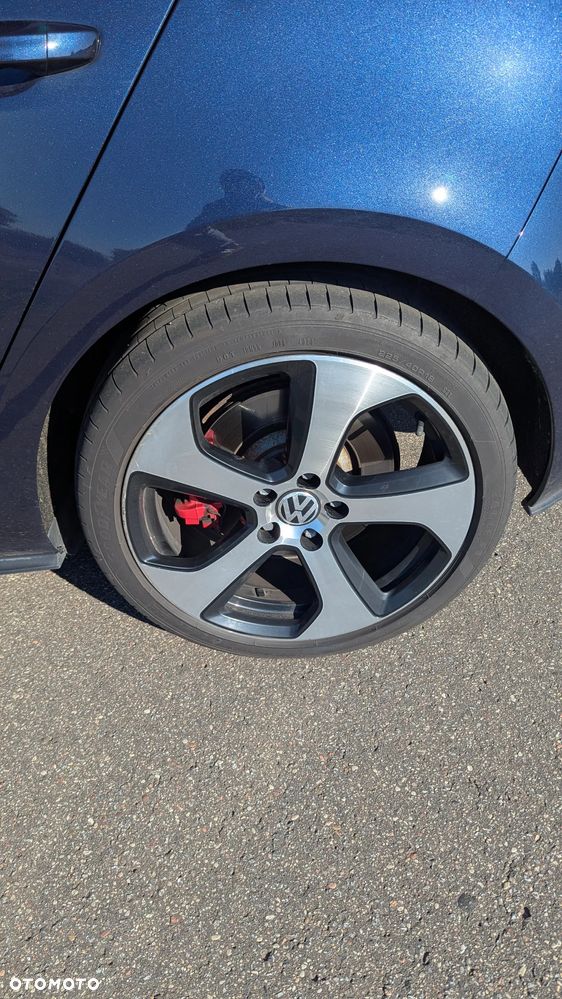 Volkswagen Golf GTI Performance BlueMotion Technology DSG - 17