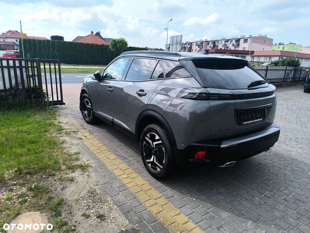 Peugeot 2008 Hybrid 136 e-DSC GT - 19