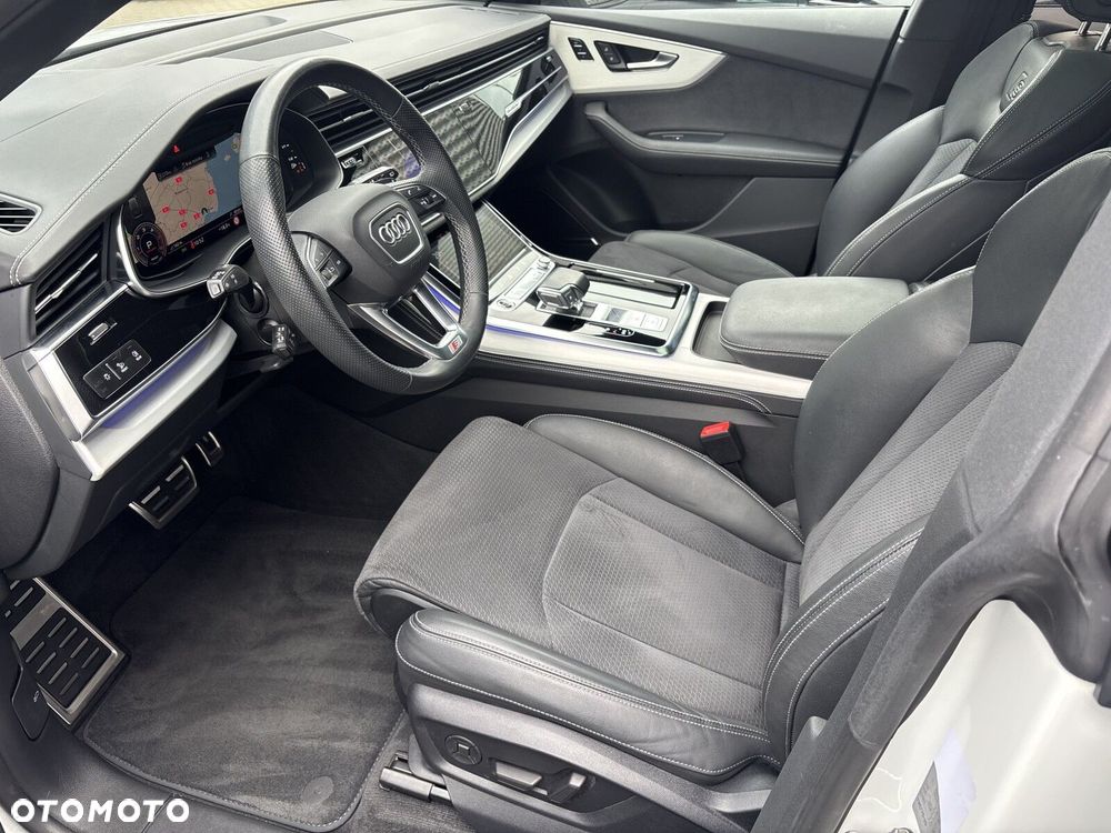 Audi Q8 - 18