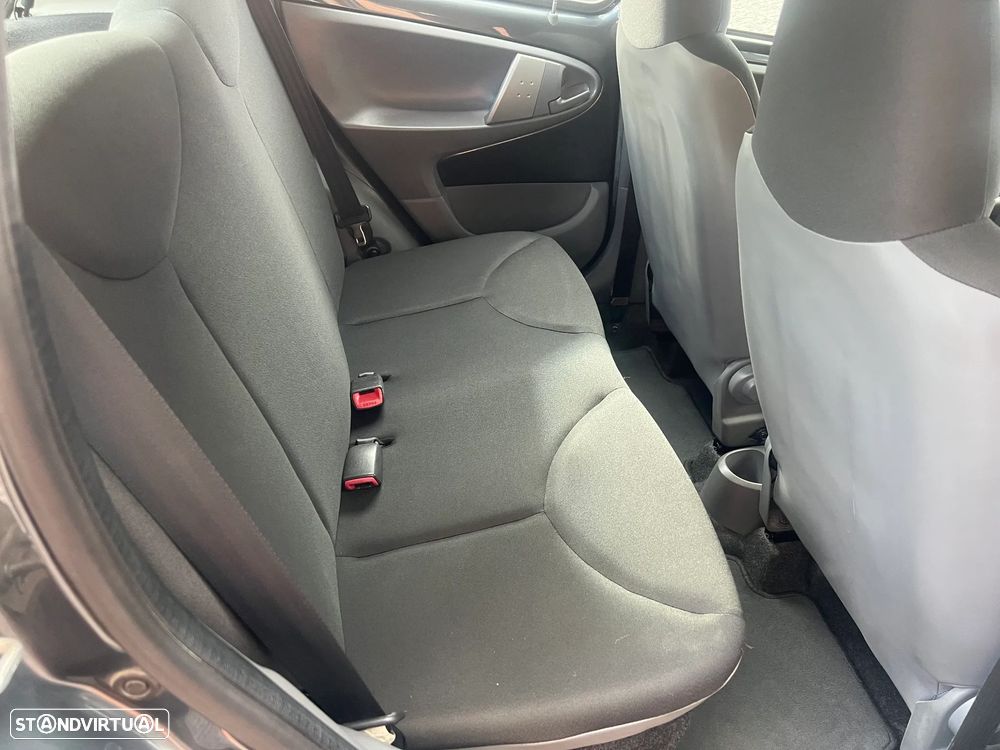 Toyota Aygo 1.0 Power Pack+AC - 10