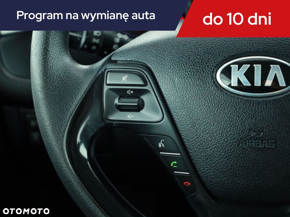 Kia ProCeed - 14