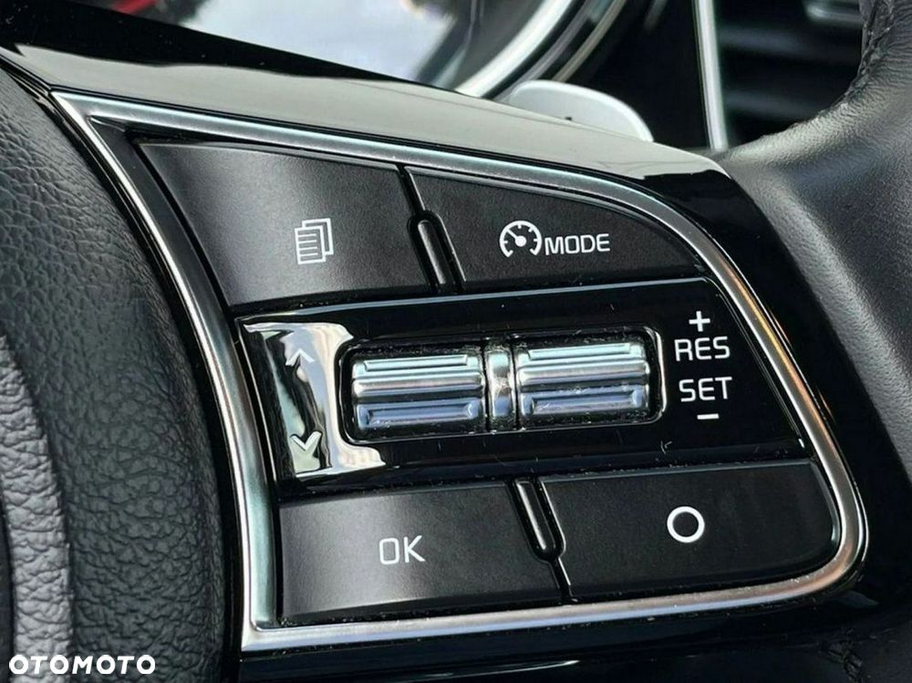 Kia Ceed 1.5 T-GDI Business Line DCT - 24