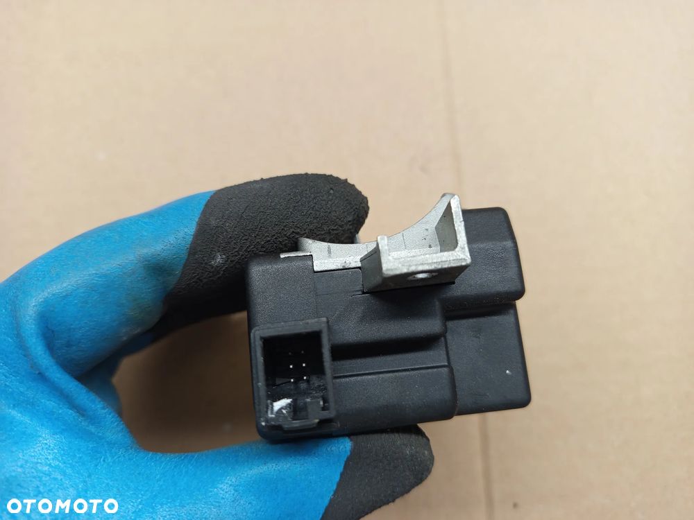 AUDI A4 B8 SEDAN 08-12 1.8 TFSI BLOKADA KOLUMNY KIEROWNICZEJ 8K0905852D - 4