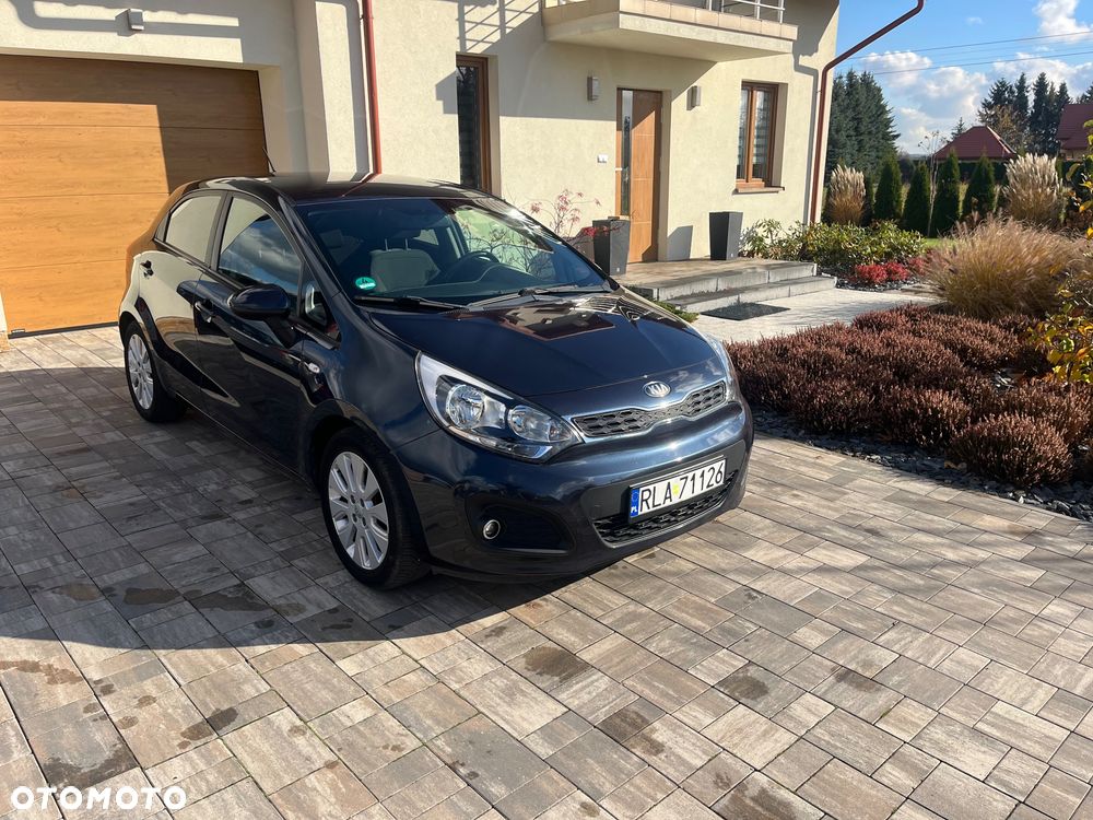 Kia Rio 1.2 Attract - 1