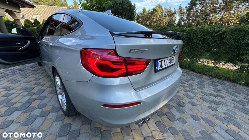 BMW Seria 3 320d Luxury Line - 6