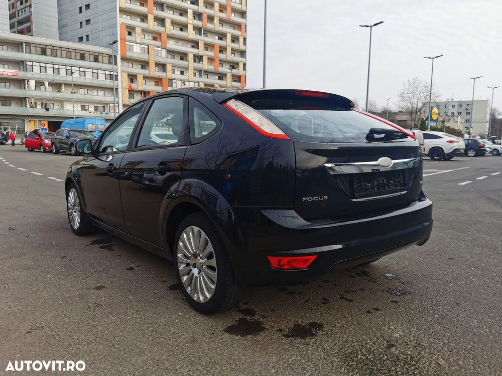Ford Focus 1.6 TDCI DPF Titanium - 2