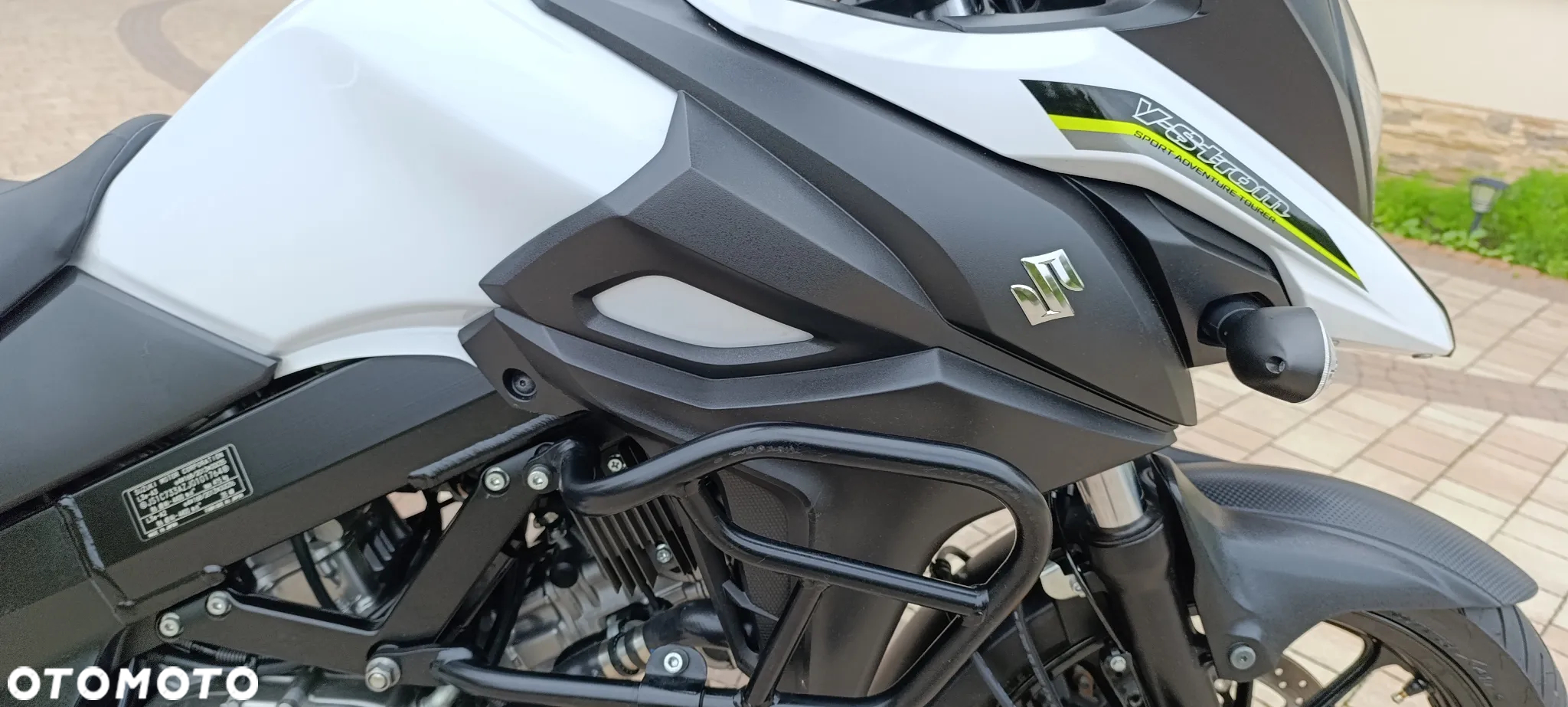 Suzuki V-STROM - 27
