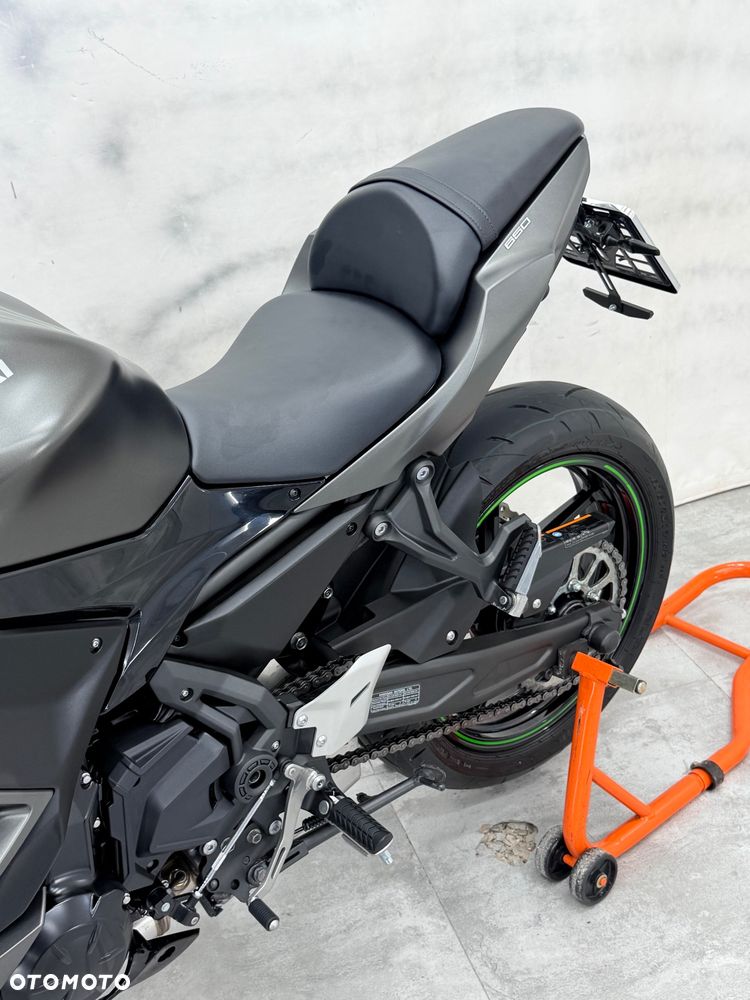 Kawasaki Ninja - 17