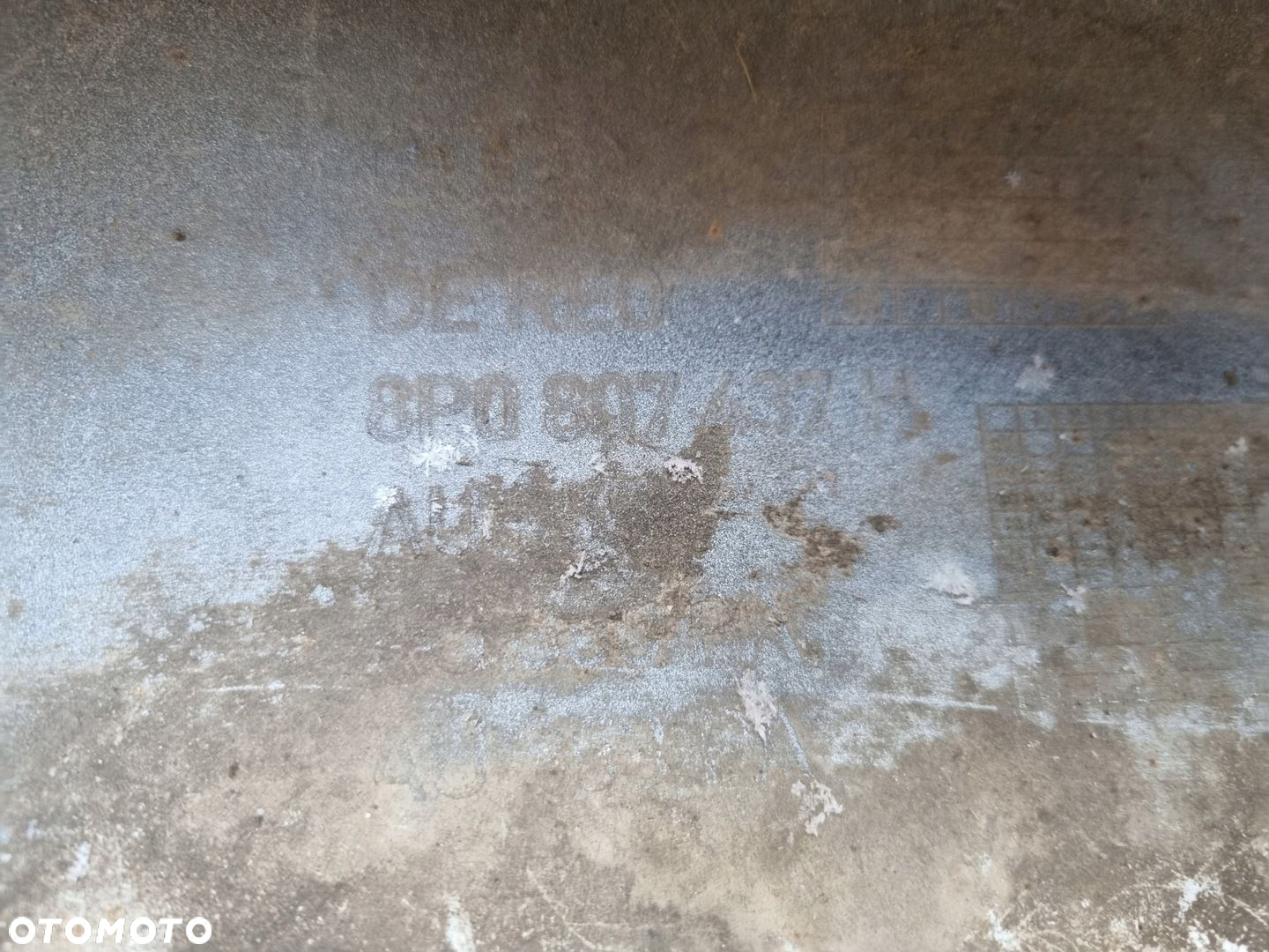 audi a3 8P0 09- lift zderzak przód oryginał  podłoga - 6