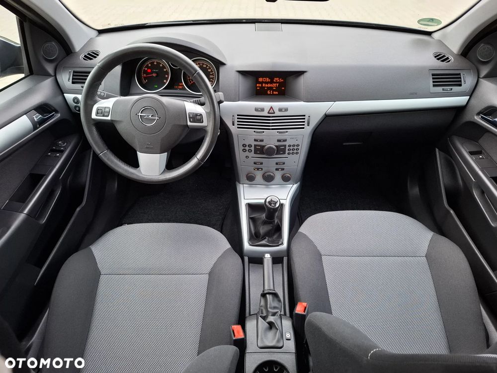 Opel Astra 1.6 Enjoy - 25