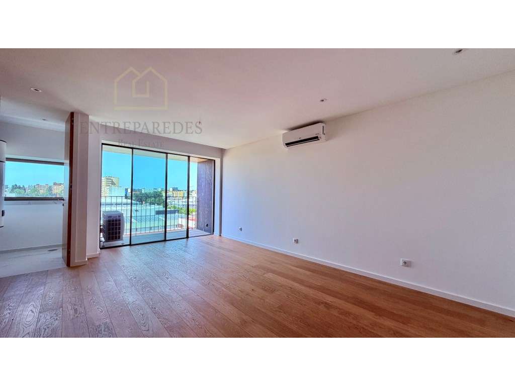 Apartamento T2 com garagem e varanda para comprar em Matosinhos Sul... - Grande imagem: 3/17