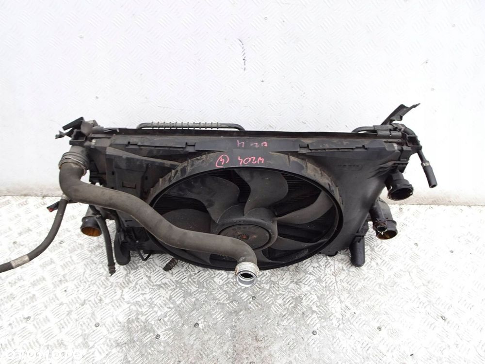 chłodnica wody + wentylator mercedes c-klasa w204 1.8 benzyna - 6