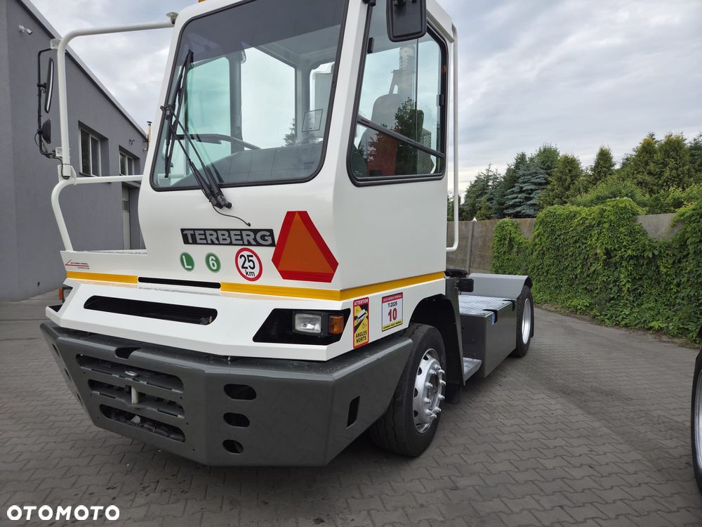 Terberg YT222 - 3