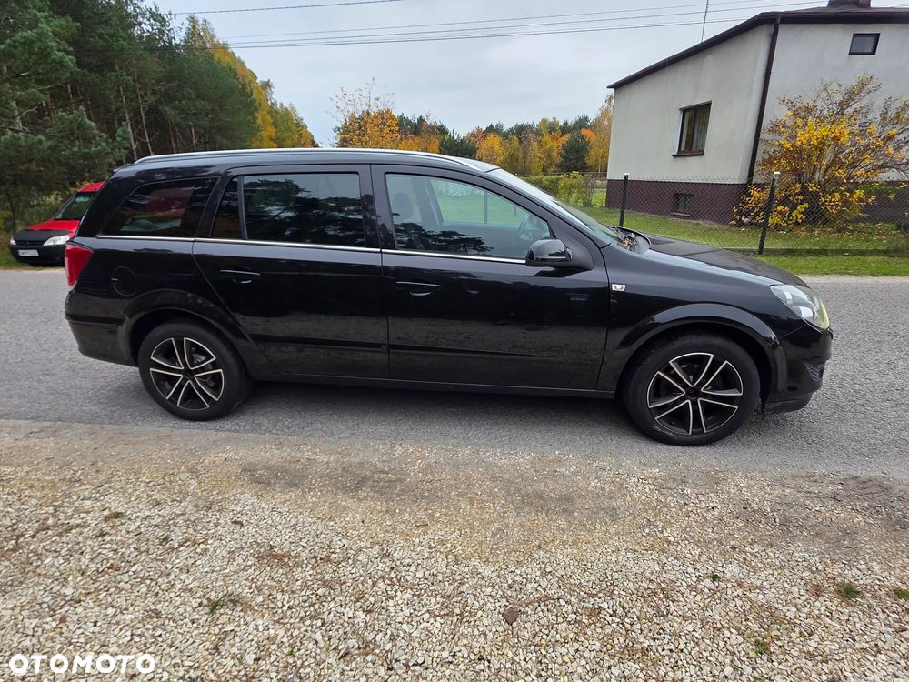 Opel Astra 1.8 Essentia - 4