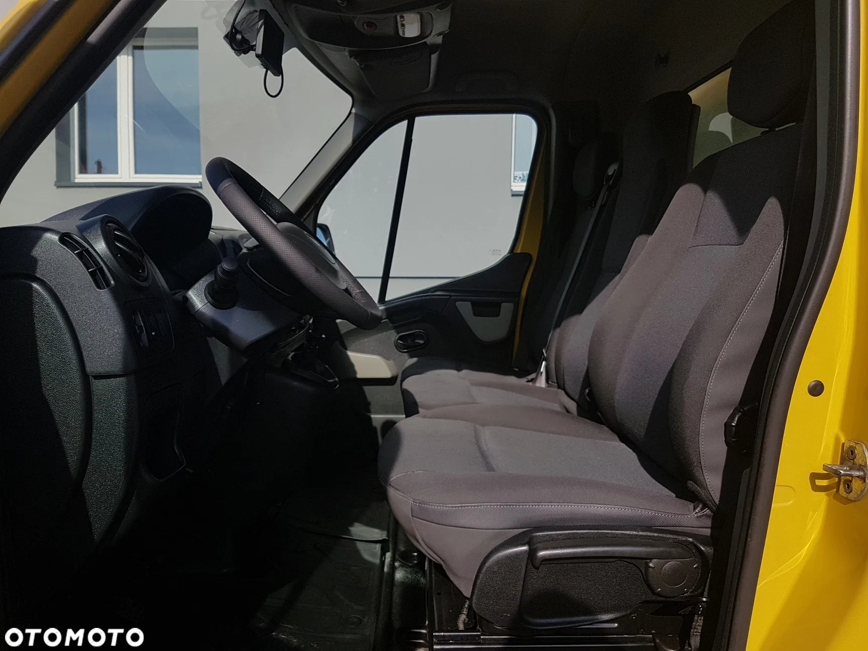 Renault MASTER KONTENER 8EP 4,21x2,23x2,22 KLIMA KRAJOWY MANUAL 6-BIEGÓW - 25