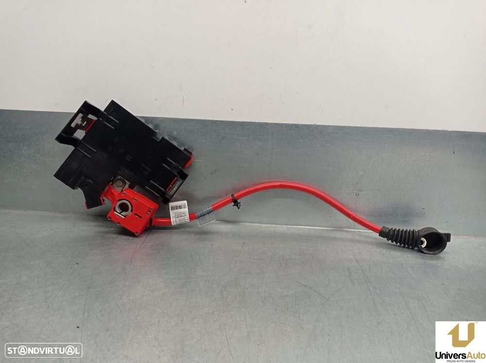 CAIXA RELÉS / FUSÍVEIS PEUGEOT 307 CC 2004 -924049004 - 2