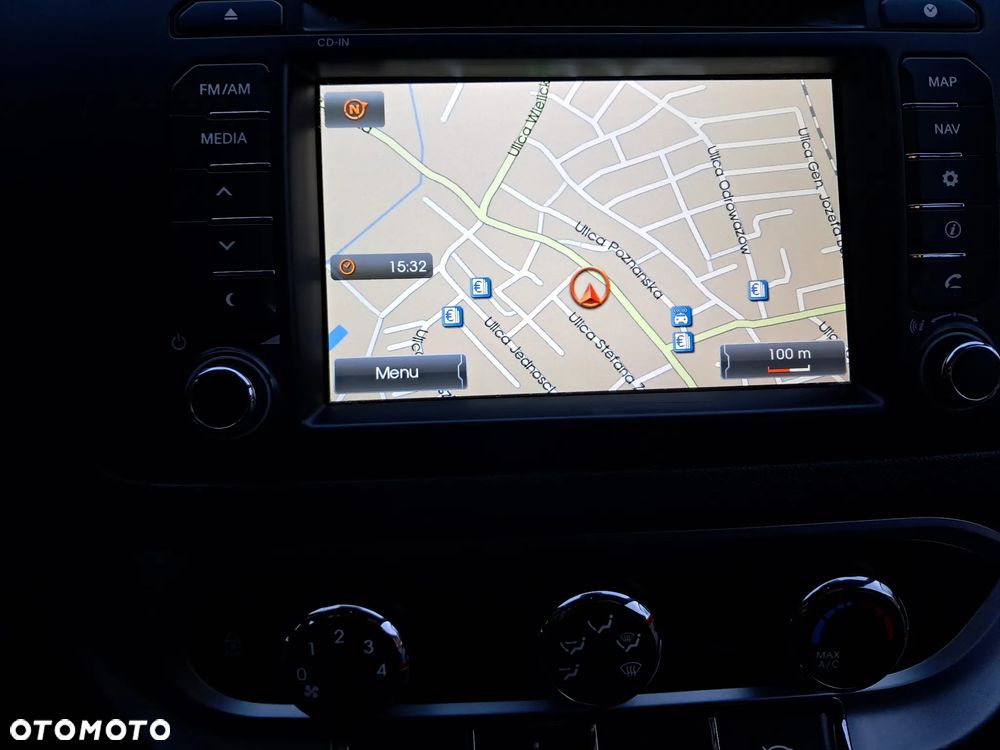 Kia Rio 1.4 Dream Team Edition - 13