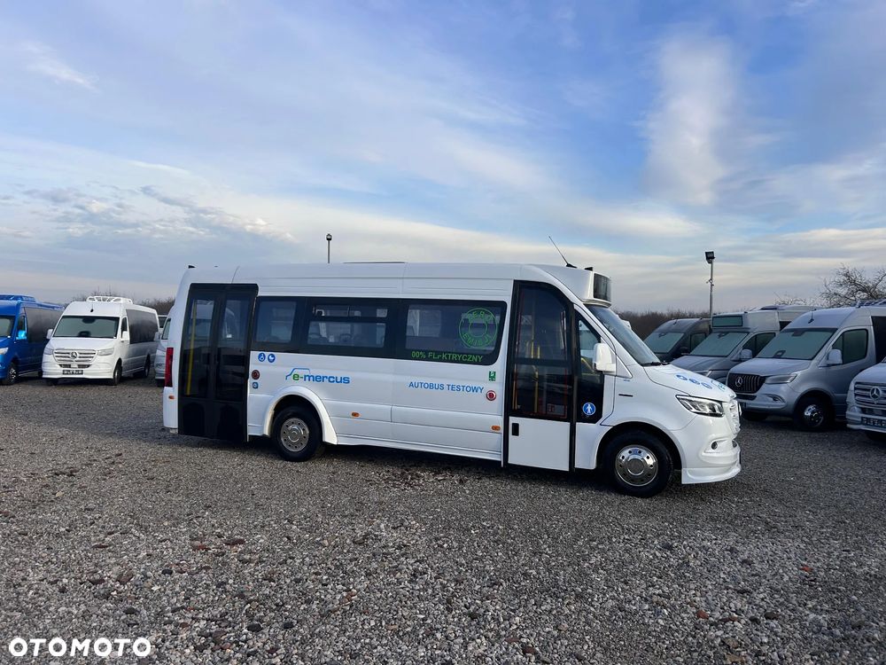 Mercedes-Benz eSprinter CITY - 2