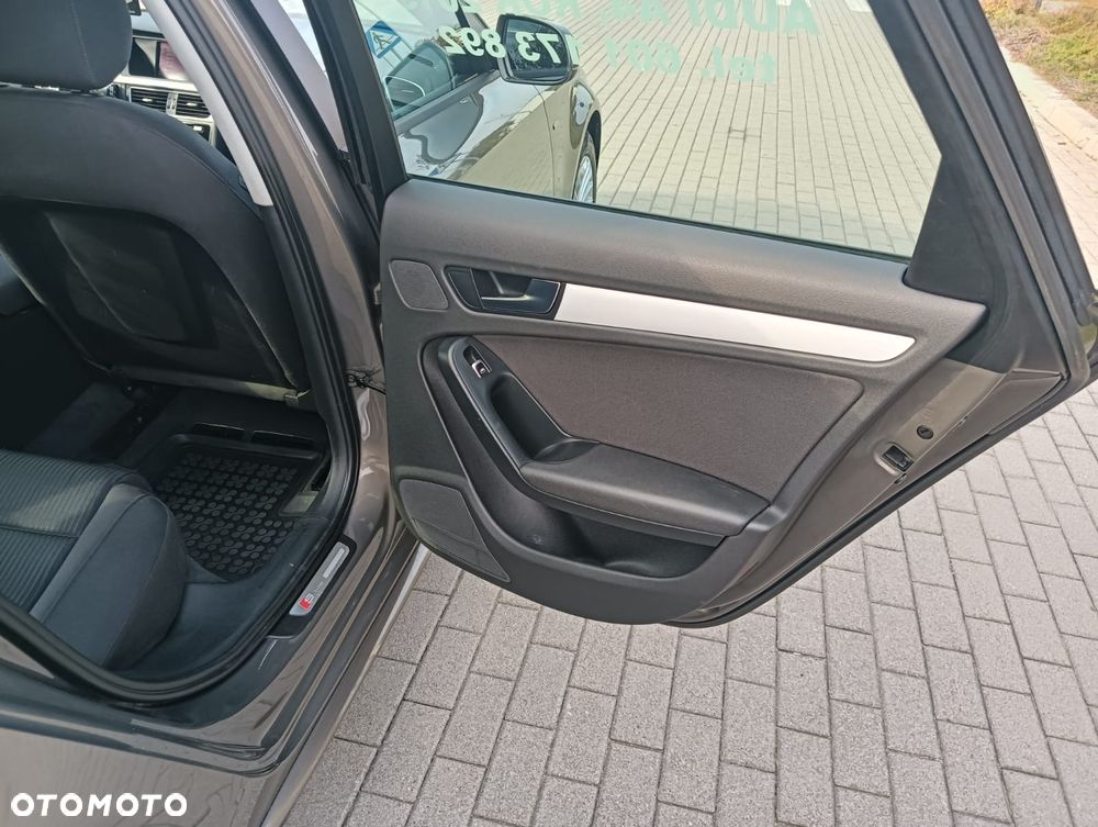 Audi A4 Avant - 13