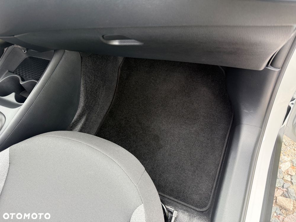 Toyota Aygo X Air Style - 32