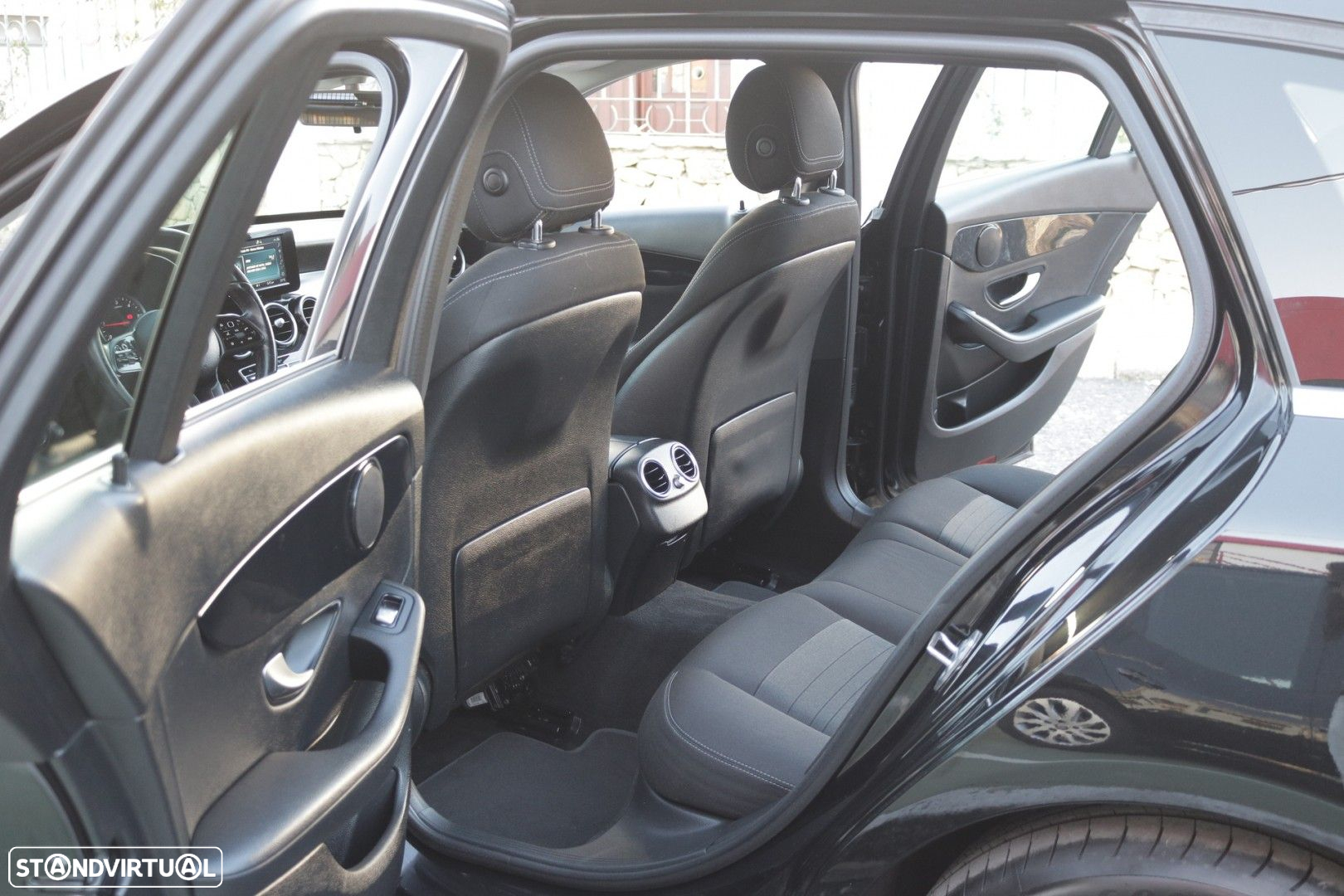 Mercedes-Benz C 200 d Business Solutions - 23