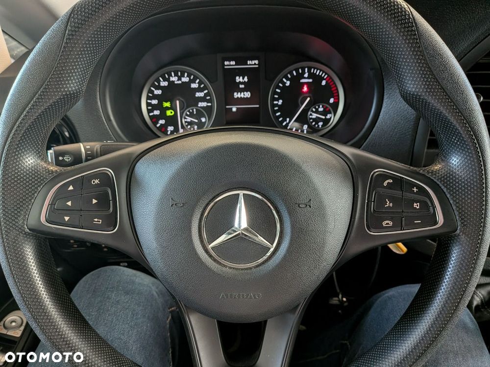 Mercedes-Benz Vito - 15