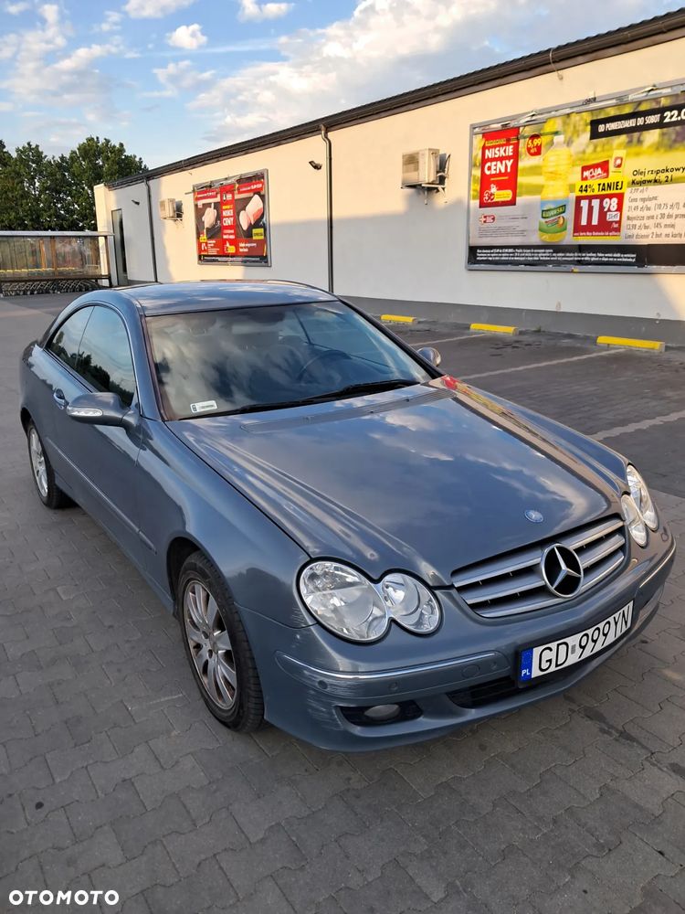 Mercedes-Benz CLK - 6