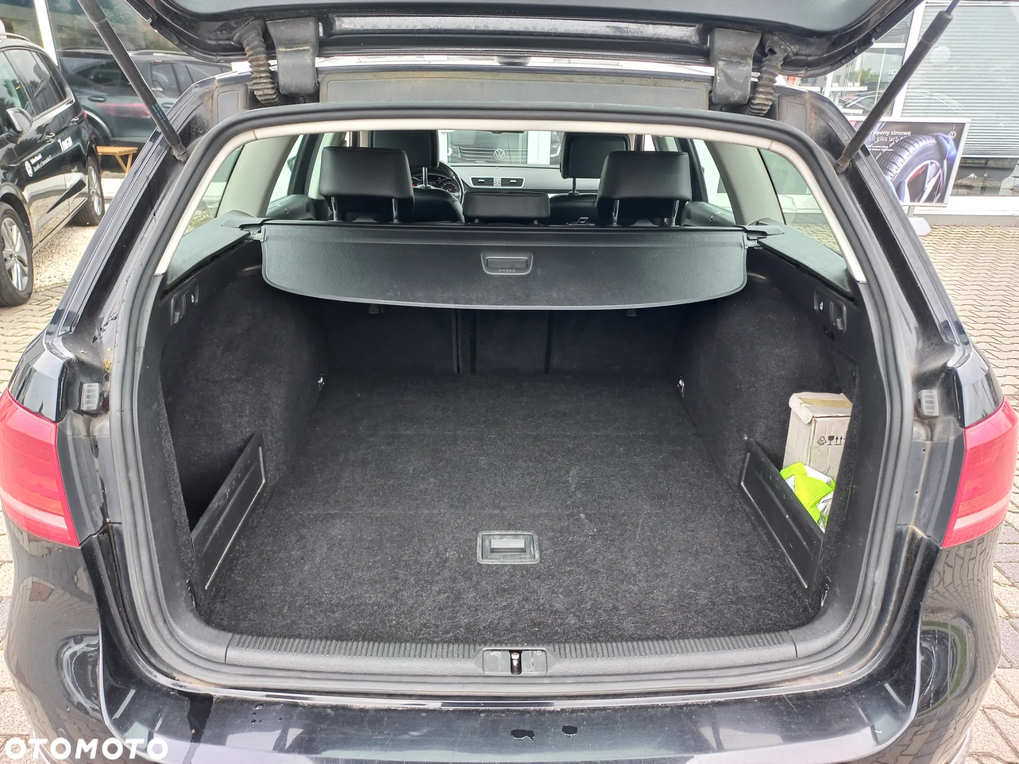Volkswagen Passat 2.0 TDI Highline DSG - 28