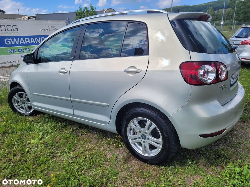 Volkswagen Golf Plus 1.6 TDI DPF Style - 18