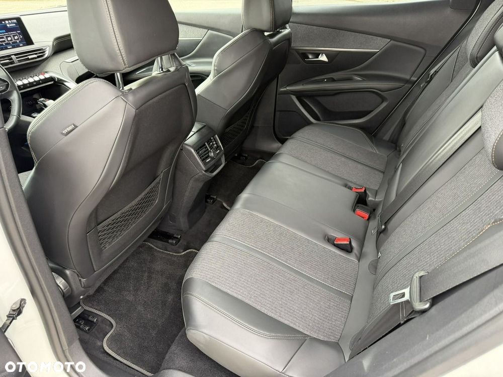 Peugeot 3008 1.6 THP Allure S&S EAT6 - 17
