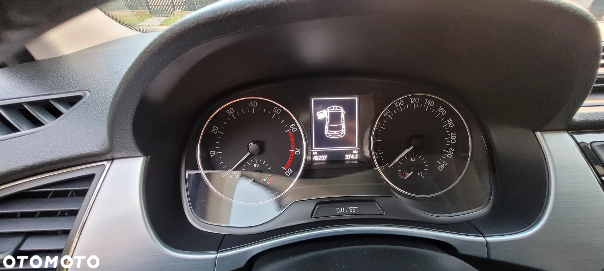 Skoda Fabia - 8