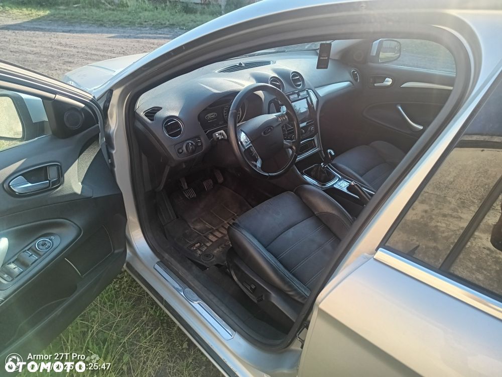 Ford Mondeo - 4