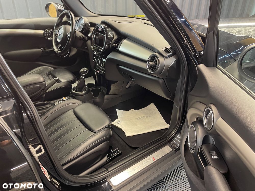 MINI Cooper SD - 20