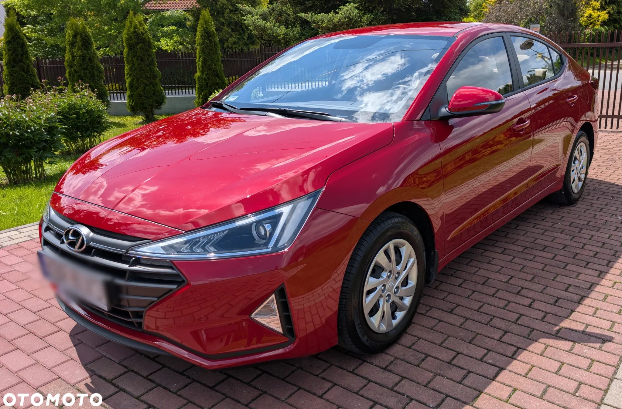 Hyundai Elantra 1.6 Classic Plus - 1