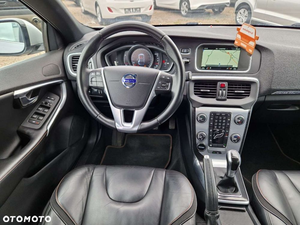 Volvo V40 Cross Country D3 Ocean Race - 16