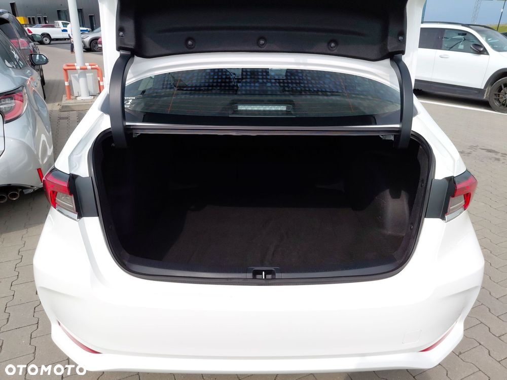 Toyota Corolla 1.8 Hybrid Comfort - 13
