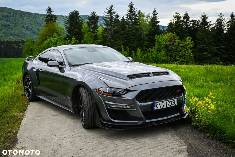 Ford Mustang - 2
