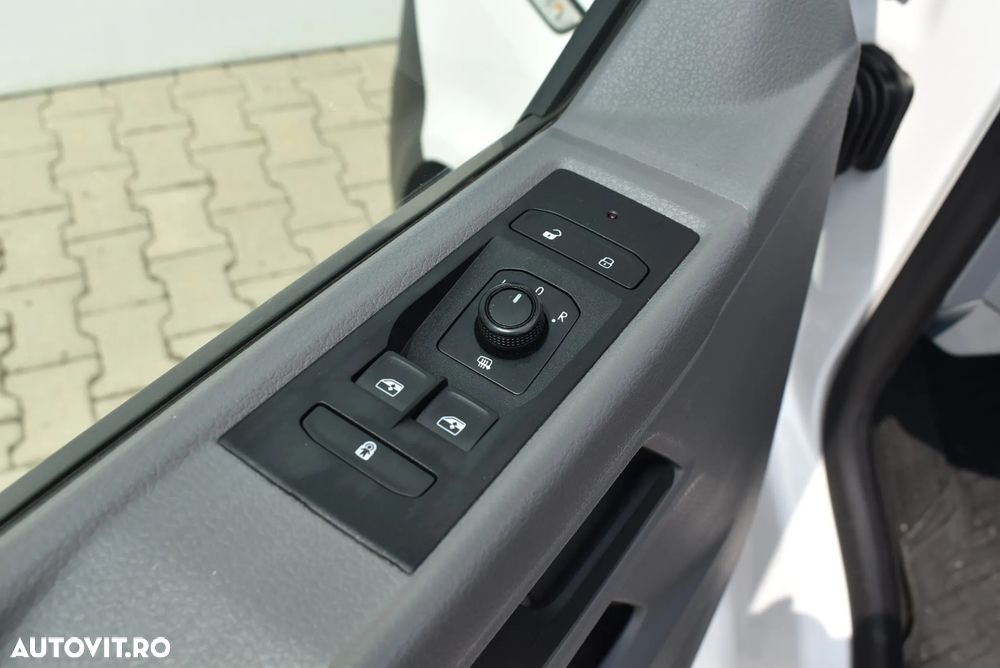 Volkswagen VW VW T6.1 4Motion DSG Kombi KR 2.0 TDI 110KW - 10