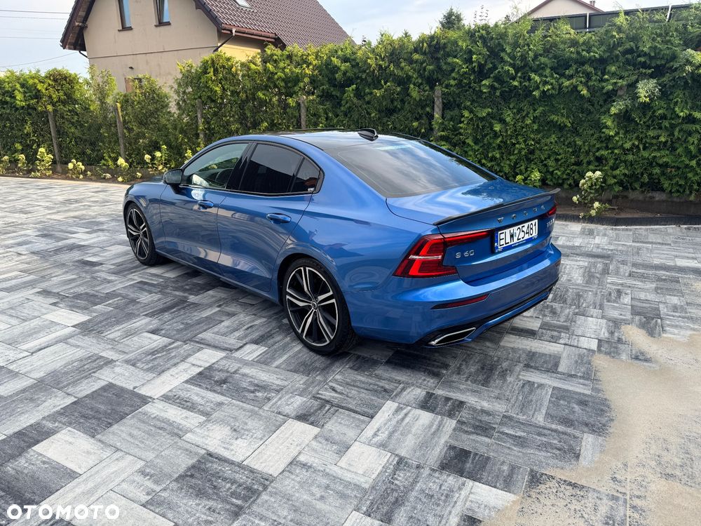 Volvo S60 T5 AWD R-Design - 7