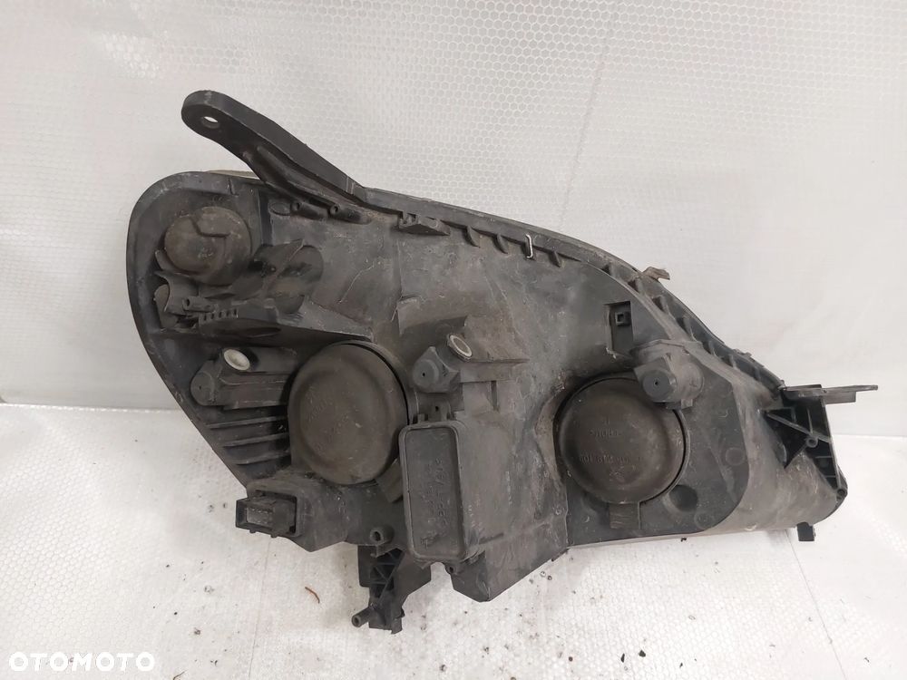 .  LAMPA PRZOD PRZEDNIA LEWA OPEL ZAFIRA B - 4