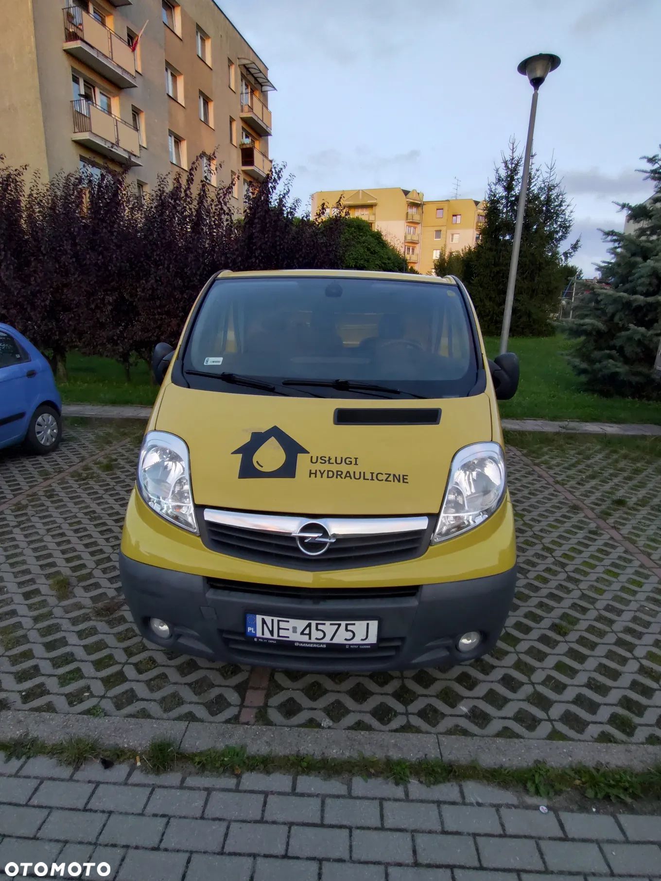 Opel Vivaro - 1