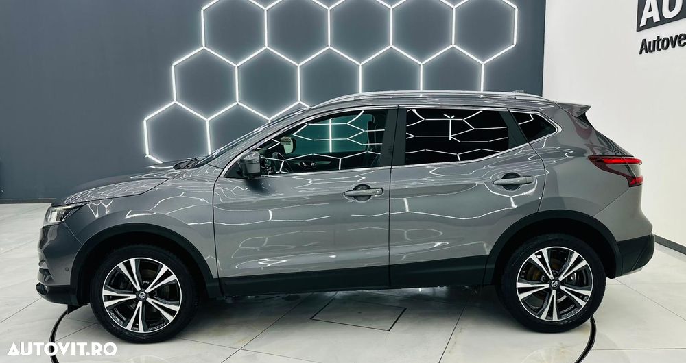 Nissan Qashqai 1.3 DIG-T TEKNA - 34